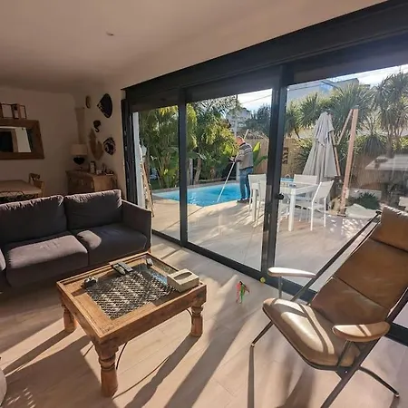 Le Dauphin فيلة مونبيلييه